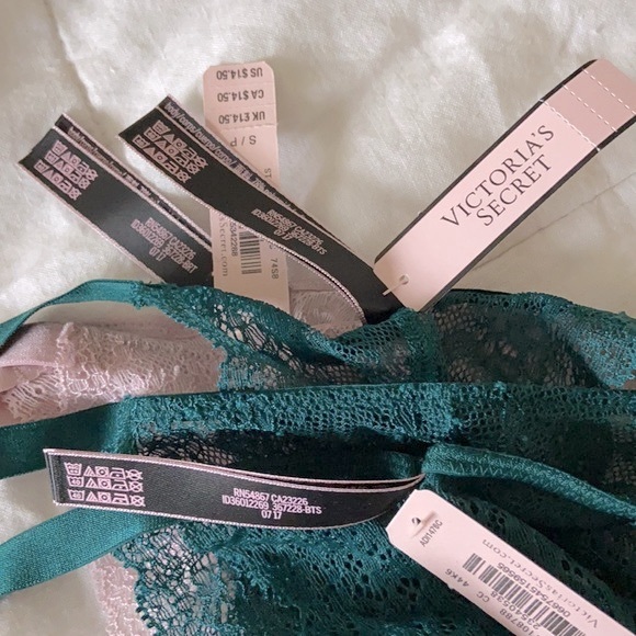 NWT Victoria’s Secret Very Sexy Cheeky Lace & V String Thong Lot 7 + PINK Lotion - Picture 6 of 12